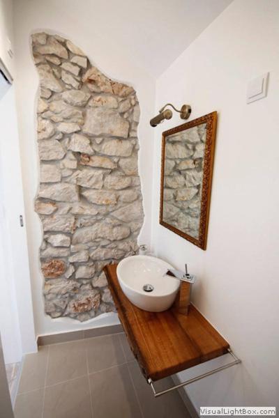 Nona Beta Appartement Mali Lošinj Buitenkant foto